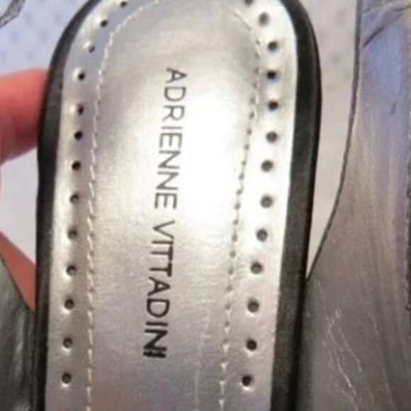 Adrienne Vittadini Black Satin Rhinestone Brooch Slingback Heels Size 7M - Picture 9 of 11